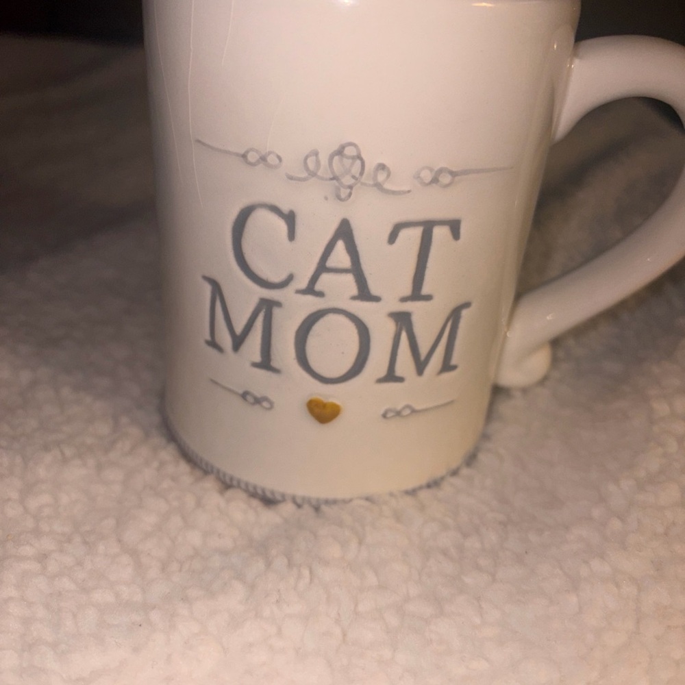 Grasslands Road Cat Mom Ceramic Mug in White with Gold Accent